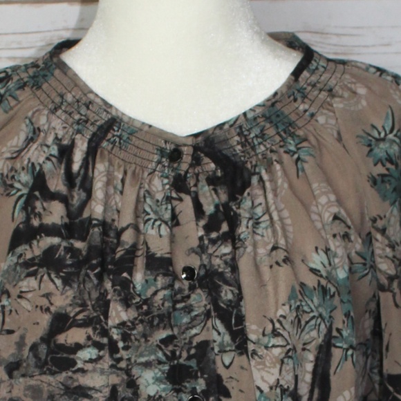 Kensie Blouse - Picture 2 of 7